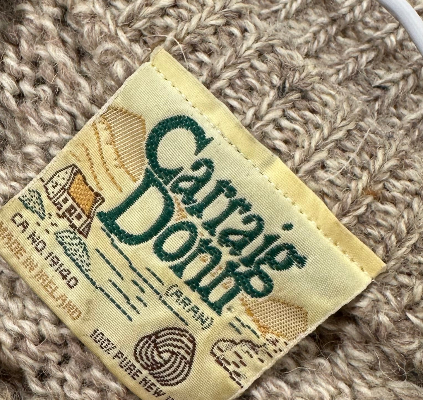 Vintage Carraig Donn Sweater Size L