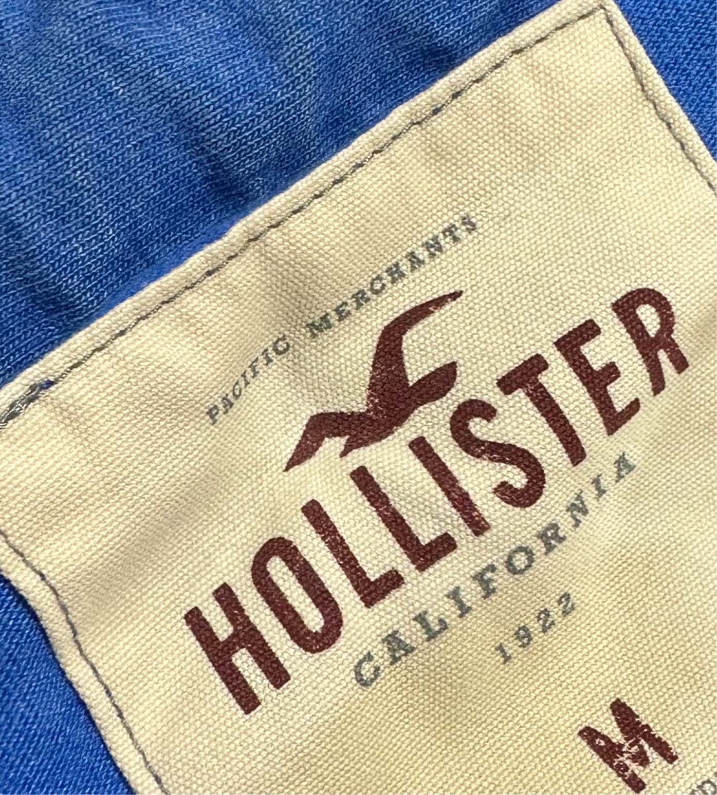 Men’s Hollister Shirt Medium